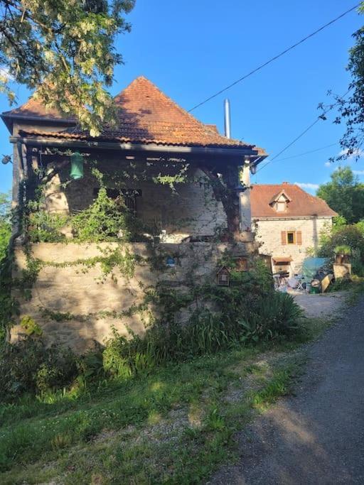 Вилла Domaine Mas De Galy Saujac Экстерьер фото